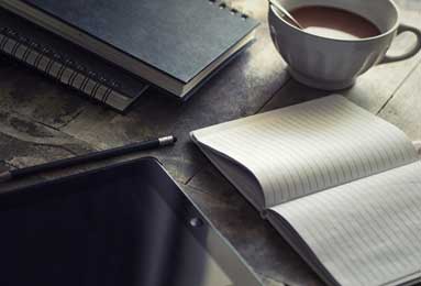 体坛午爆｜卡里克执教曼联斩获三连胜，山东男篮今晚客战天津男篮